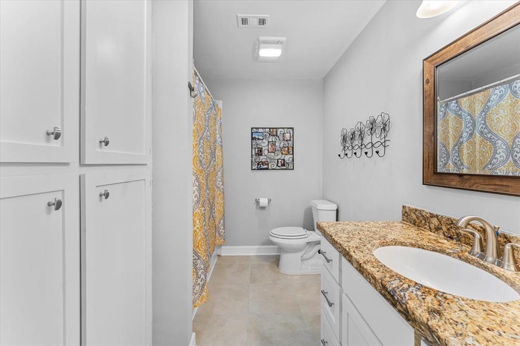 1441 Green Briar Drive, Huntsville, Texas image 15