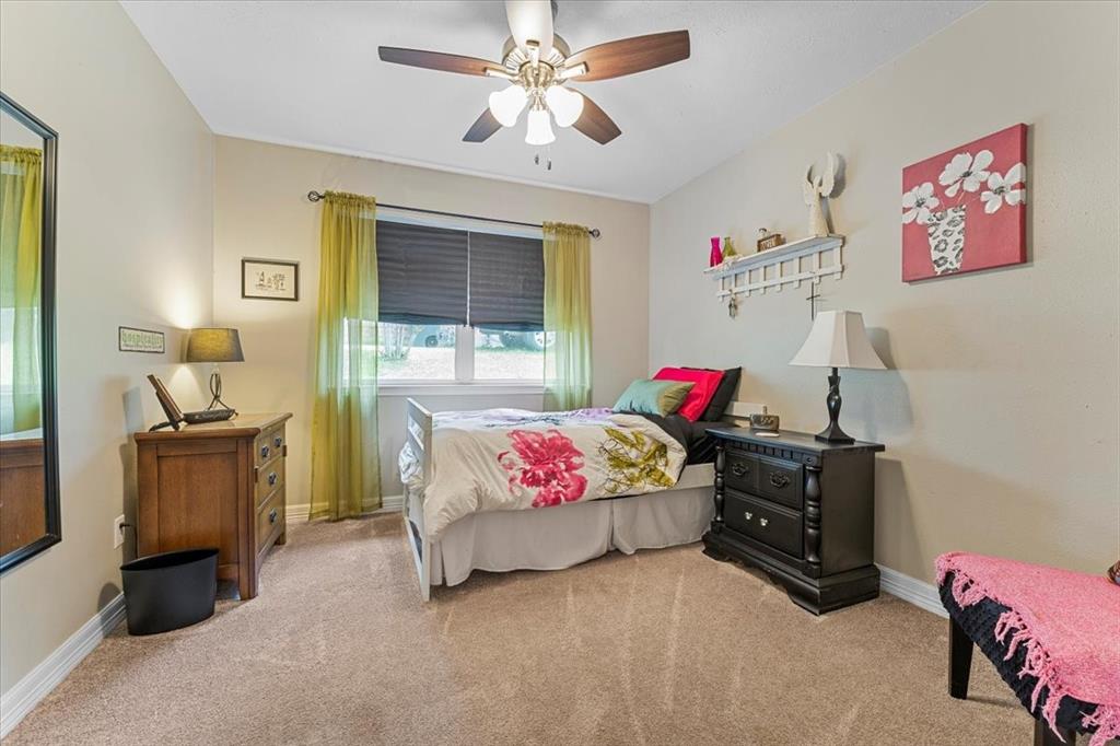 1441 Green Briar Drive, Huntsville, Texas image 16