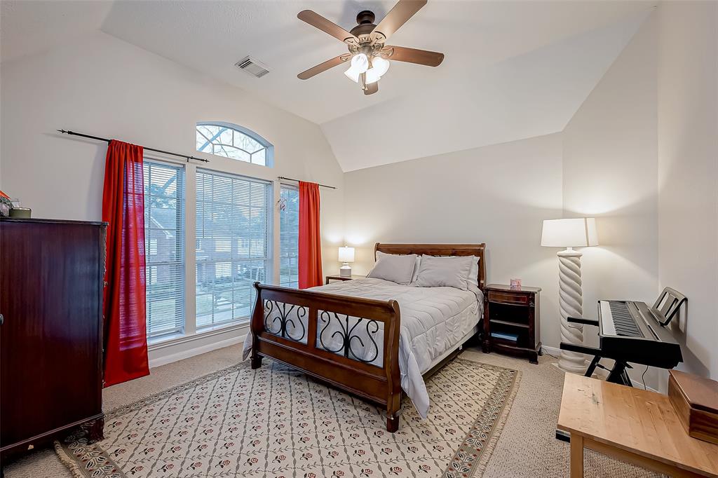 3523 Whispering Brook Drive, Kingwood, Texas image 31