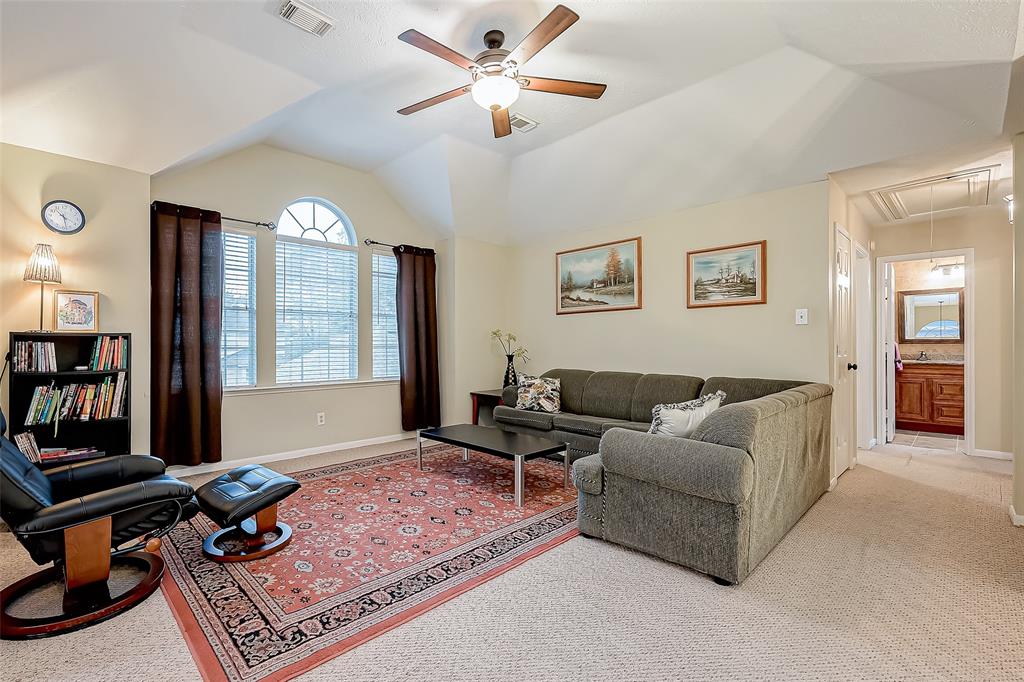 3523 Whispering Brook Drive, Kingwood, Texas image 27