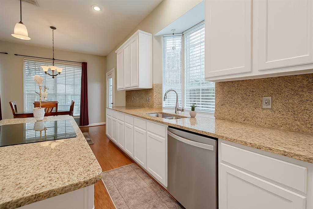 3523 Whispering Brook Drive, Kingwood, Texas image 14