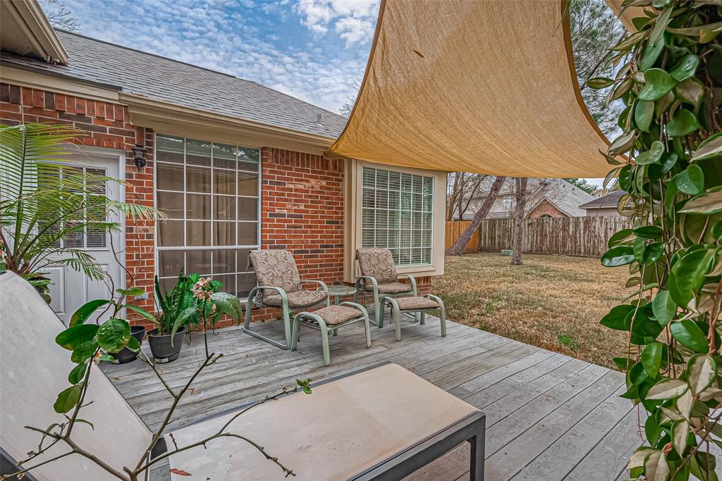 3523 Whispering Brook Drive, Kingwood, Texas image 39