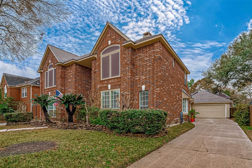 3523 Whispering Brook Drive, Kingwood, Texas image 6