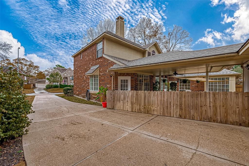 3523 Whispering Brook Drive, Kingwood, Texas image 42