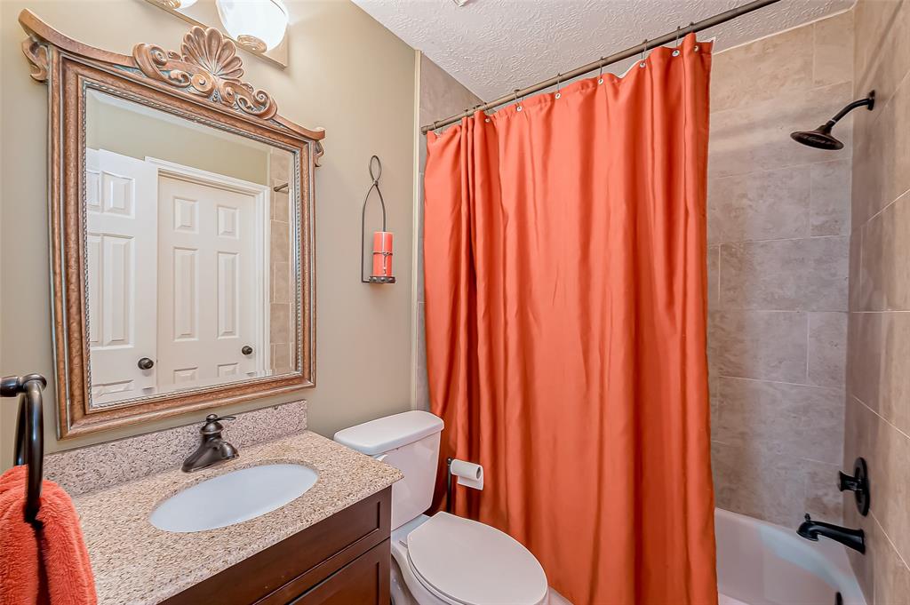 3523 Whispering Brook Drive, Kingwood, Texas image 19