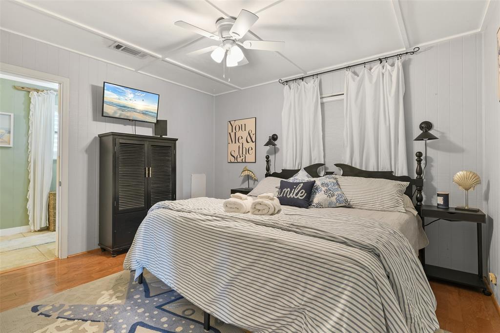 4135 Fort Bend Drive, Galveston, Texas image 17