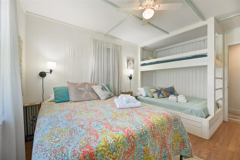 4135 Fort Bend Drive, Galveston, Texas image 22