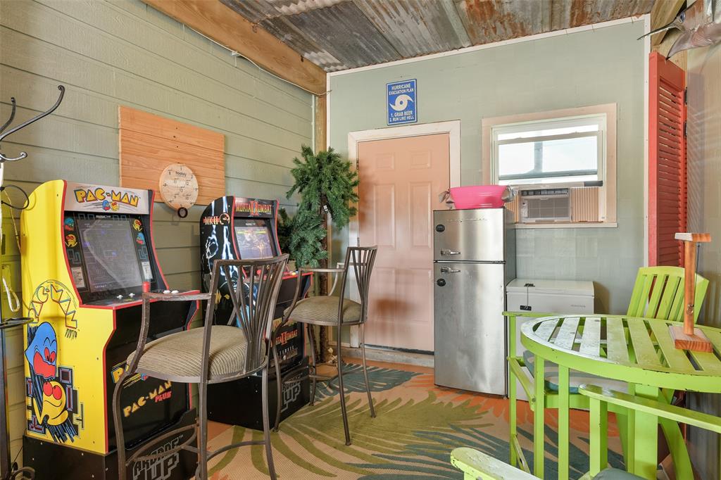 4135 Fort Bend Drive, Galveston, Texas image 33