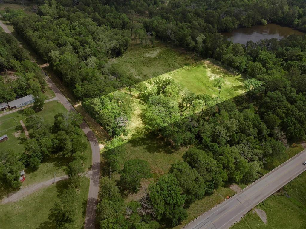 8375 Allen Drive, Conroe, Texas image 1