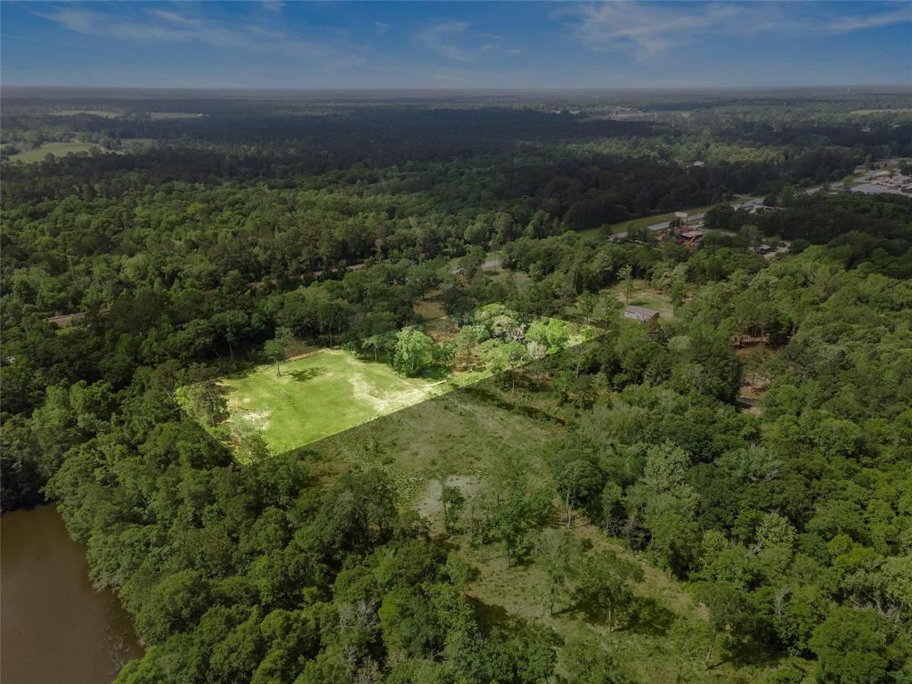 8375 Allen Drive, Conroe, Texas image 5