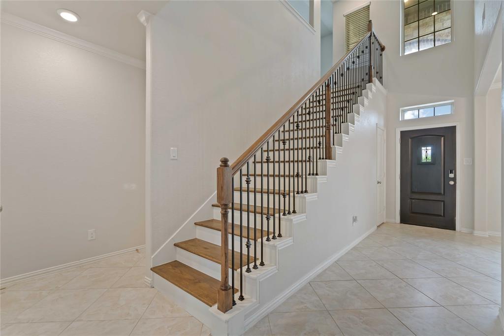 9803 Wyatt Shores Drive, Humble, Texas image 6