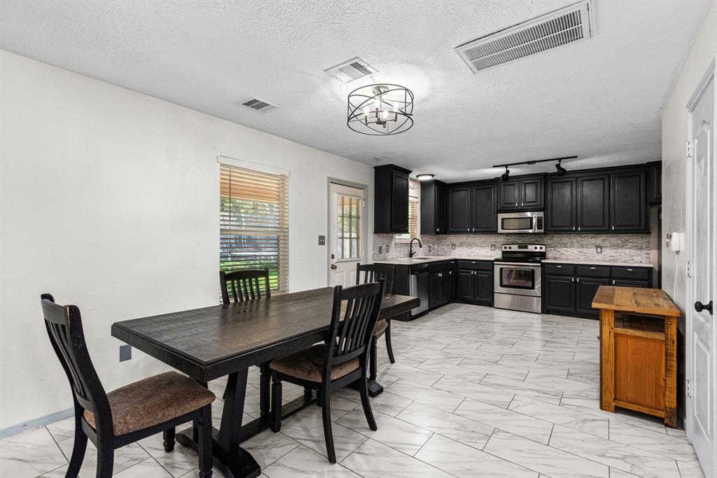 12134 Mustang Avenue, Willis, Texas image 7