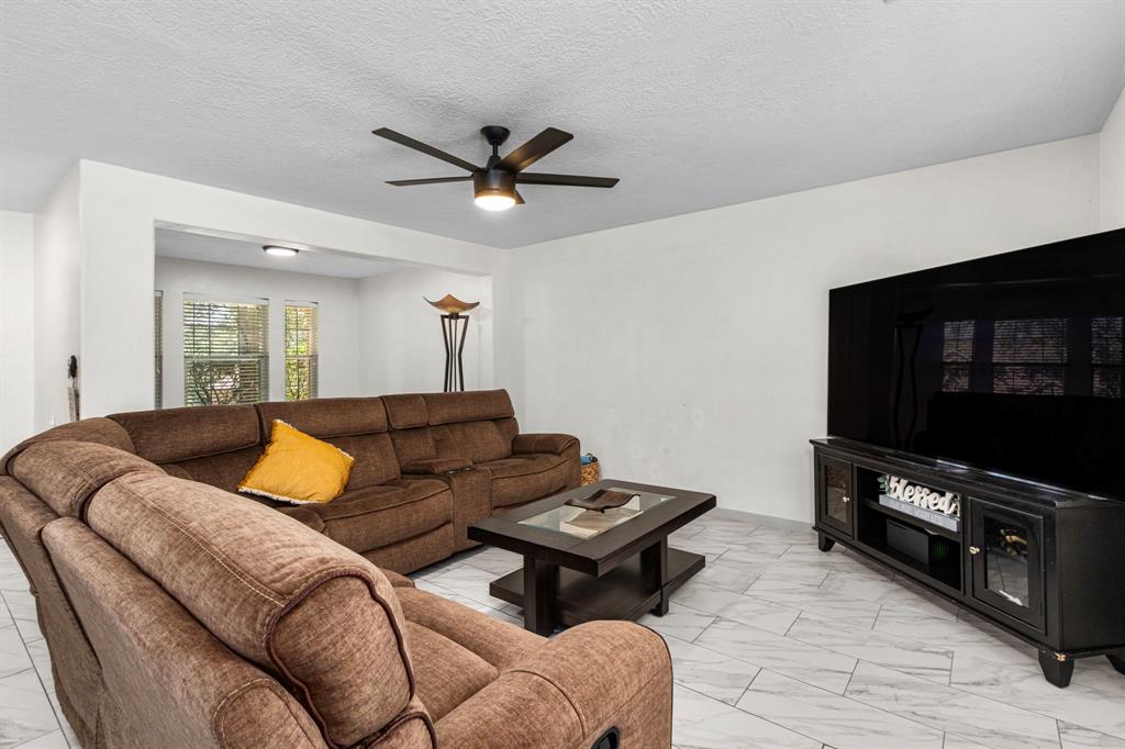 12134 Mustang Avenue, Willis, Texas image 6
