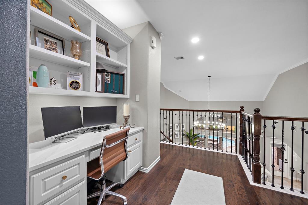 5114 Red Burr Oak Trail, Katy, Texas image 32