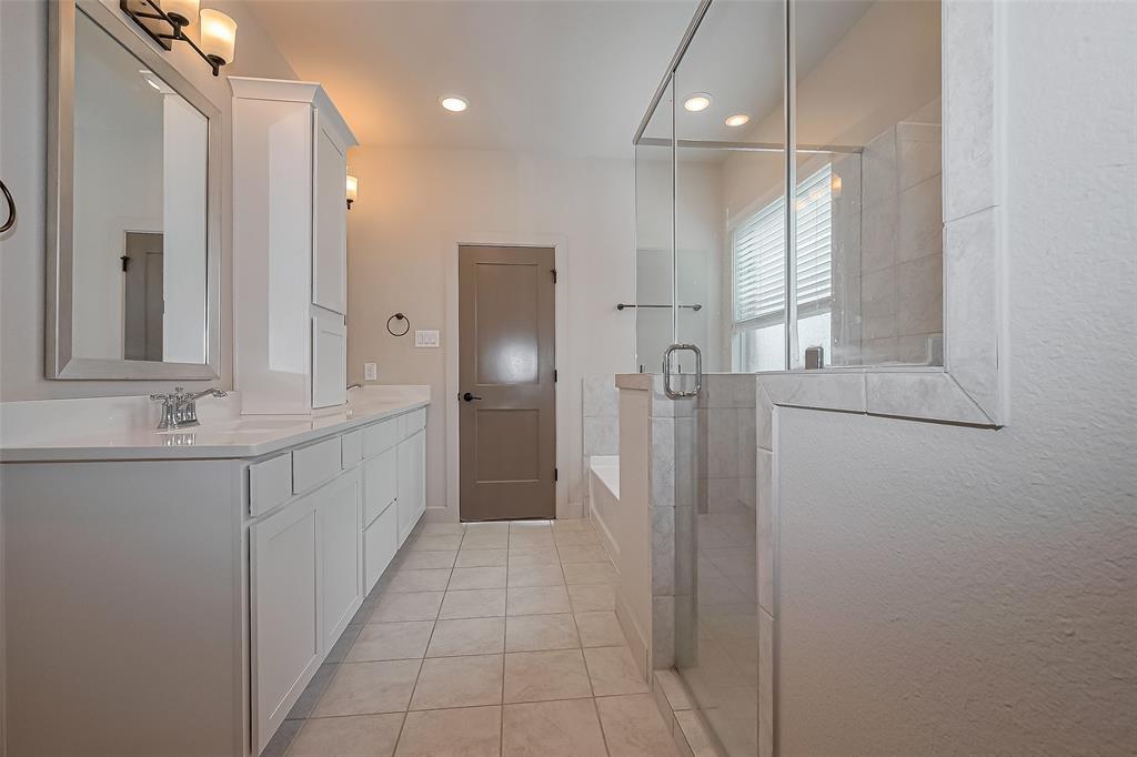 24989 Calais New Court, Kingwood, Texas image 33