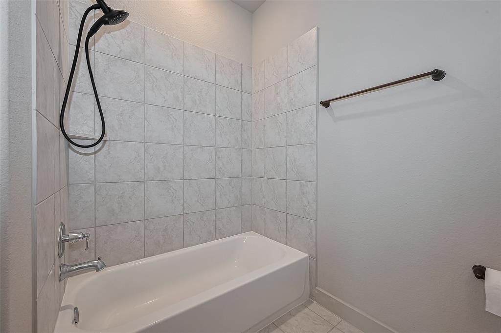 24989 Calais New Court, Kingwood, Texas image 44