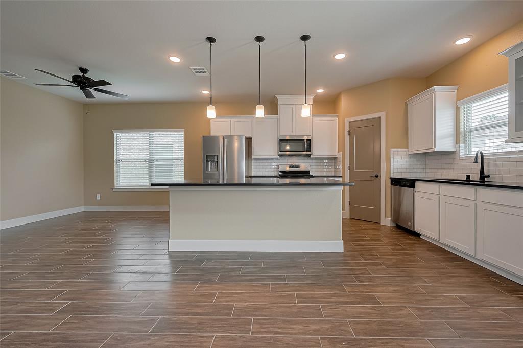 24989 Calais New Court, Kingwood, Texas image 17