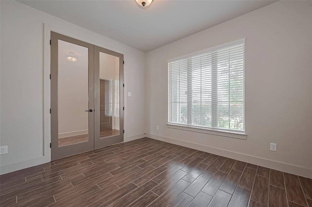 24989 Calais New Court, Kingwood, Texas image 9