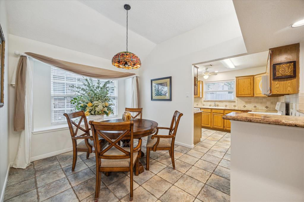 10937 Graywood Court, La Porte, Texas image 7