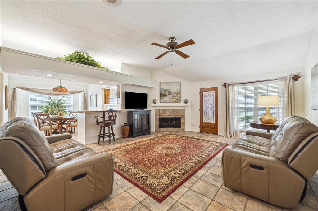 10937 Graywood Court