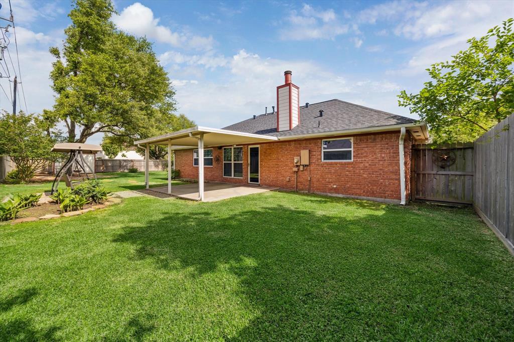 10937 Graywood Court, La Porte, Texas image 23