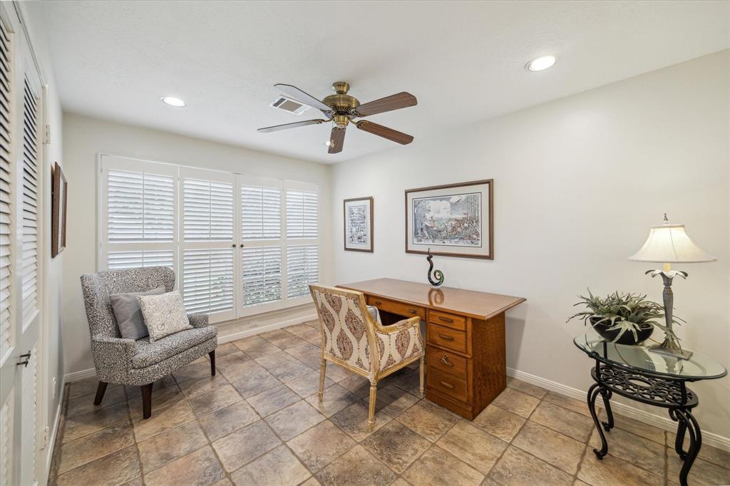 10937 Graywood Court, La Porte, Texas image 18