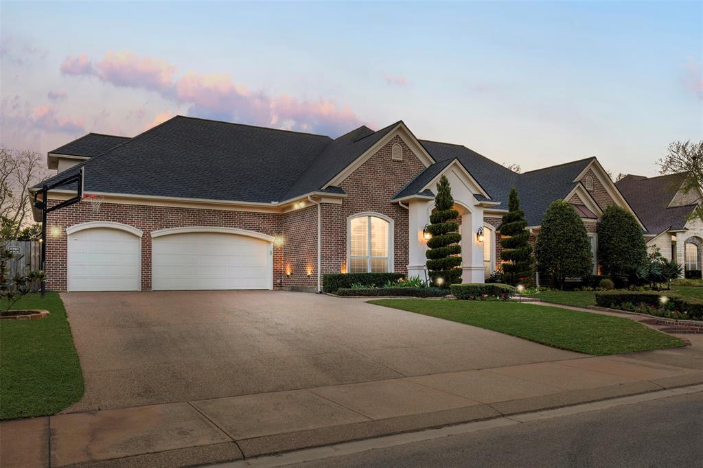 5106 Bellerive Bend Drive, College Station, Texas image 3