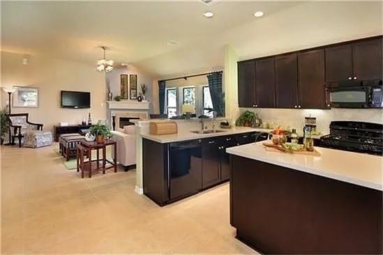 17023 Tallgrass Prairie Ln Lane, Humble, Texas image 10