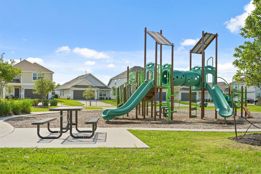 5330 Briana Dee Drive, Rosharon, Texas image 40
