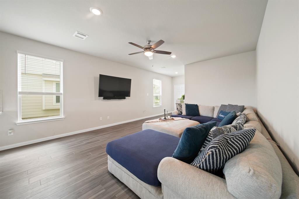 5330 Briana Dee Drive, Rosharon, Texas image 7