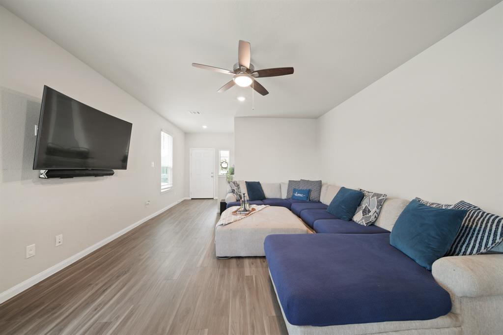 5330 Briana Dee Drive, Rosharon, Texas image 6
