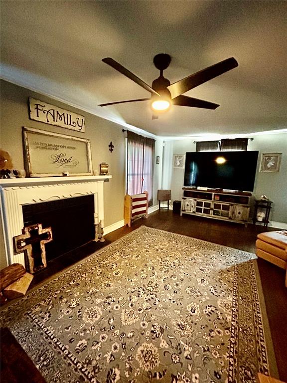 100 S 12th Street, Crockett, Texas image 3