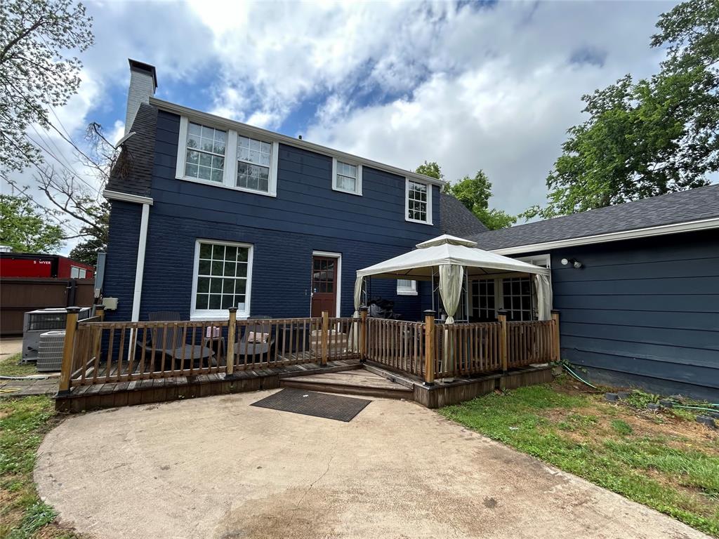 100 S 12th Street, Crockett, Texas image 5