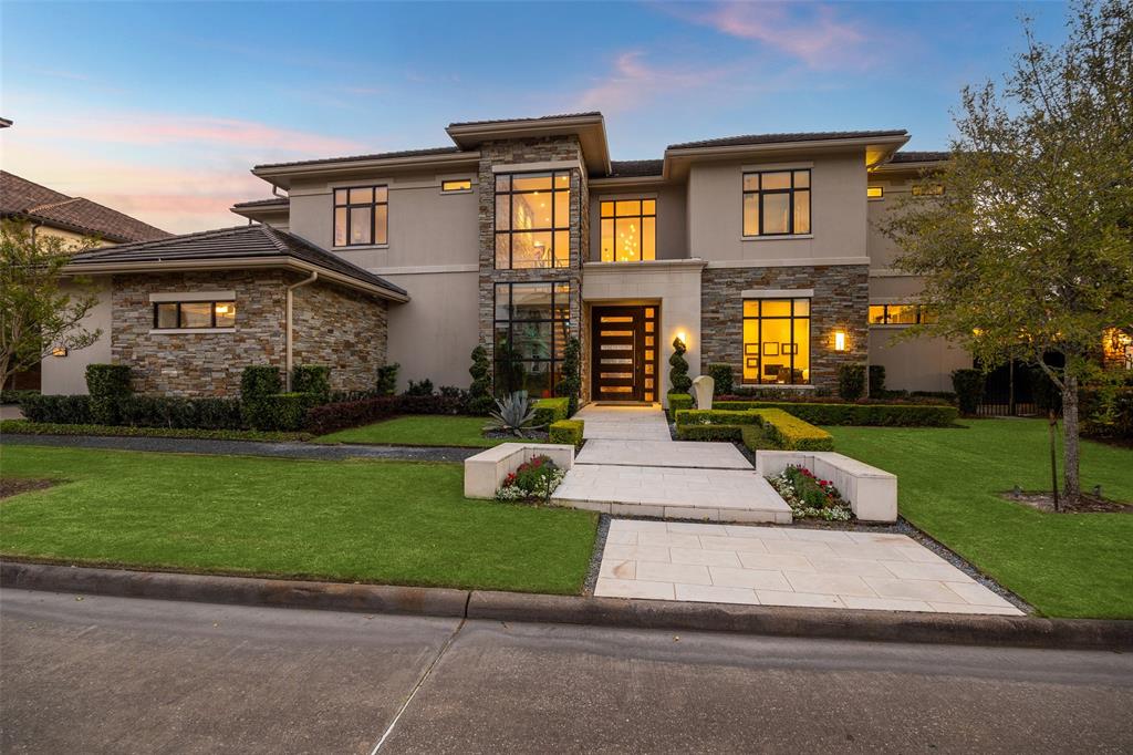 11619 Bistro Lane