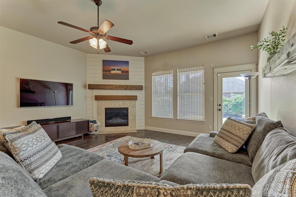 119 Cherry Oak Lane, Montgomery, Texas image 11