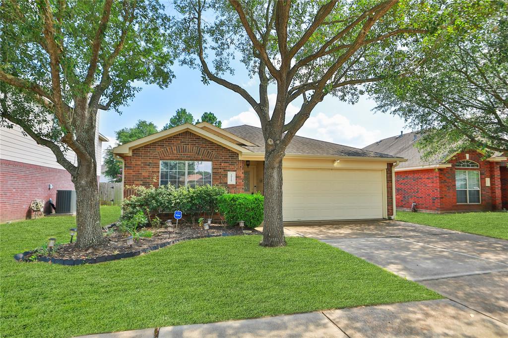 19119 Mossy Hedge Lane, Katy, Texas image 2