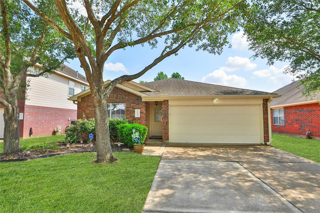 19119 Mossy Hedge Lane, Katy, Texas image 3