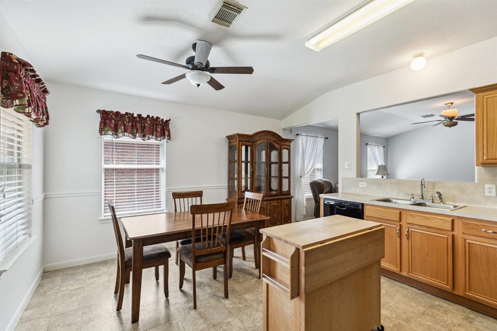 19119 Mossy Hedge Lane, Katy, Texas image 13