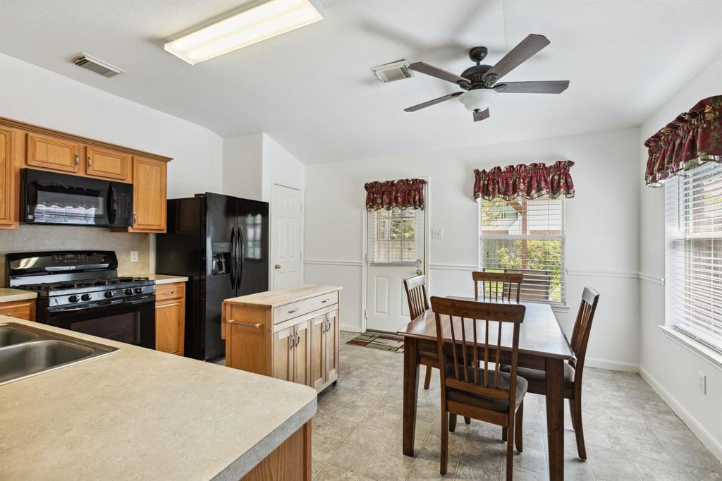 19119 Mossy Hedge Lane, Katy, Texas image 9