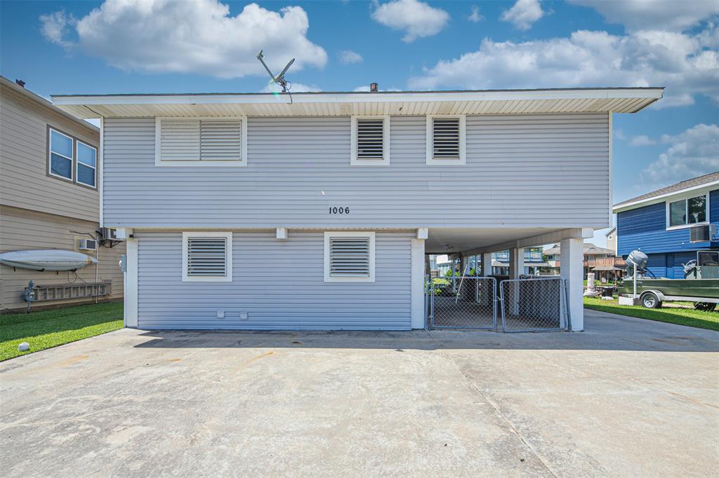 1006 Redfish Street