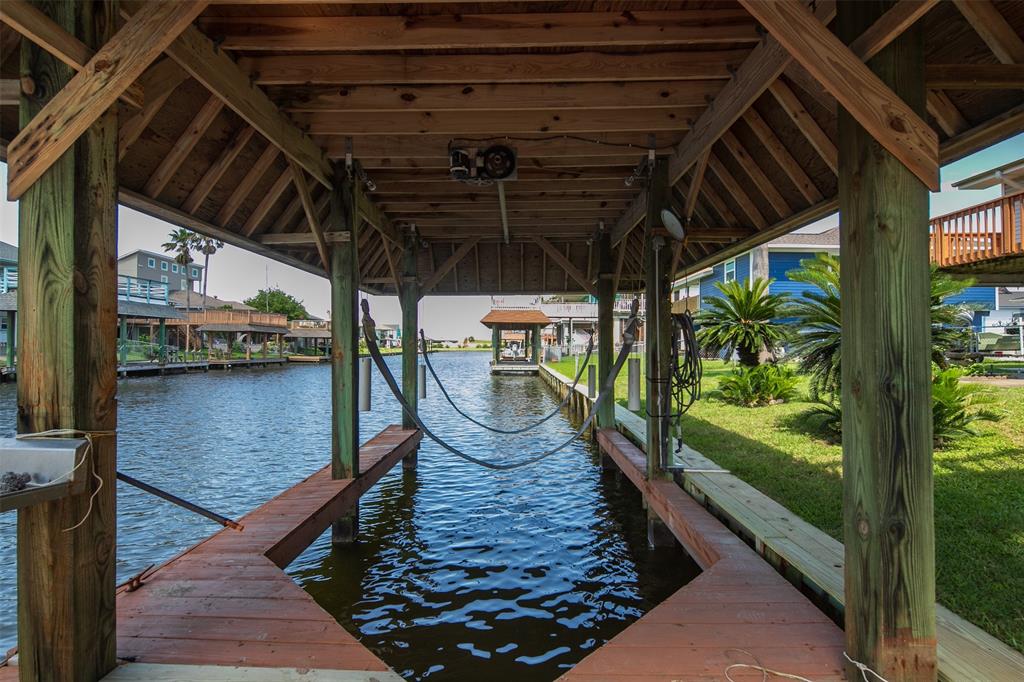 1006 Redfish Street