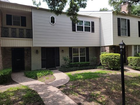 12907 Trail Hollow Drive 2907 Houston TX 77079