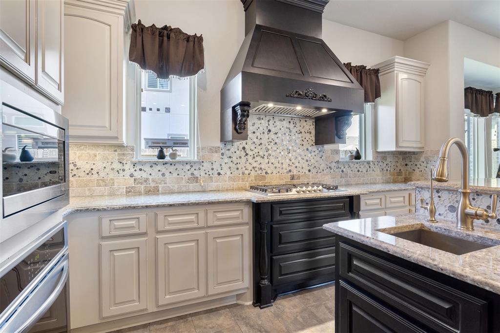 11115 Elm Creek Falls Court, Cypress, Texas image 14