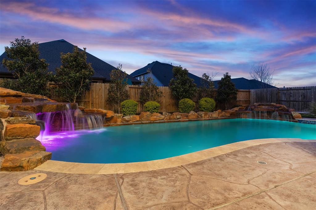 11115 Elm Creek Falls Court, Cypress, Texas image 45
