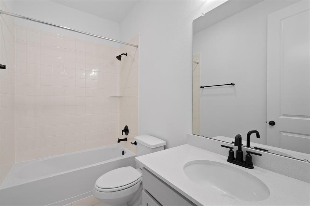 5034 Waxwing Drive, Rosenberg, Texas image 6