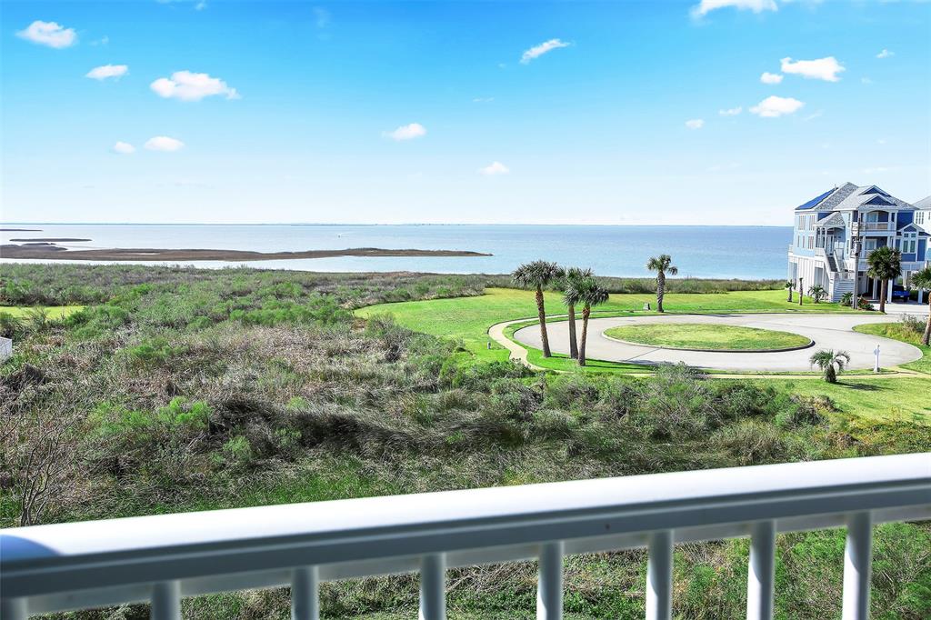 26934 Bay Water Drive #202, Galveston, Texas image 22