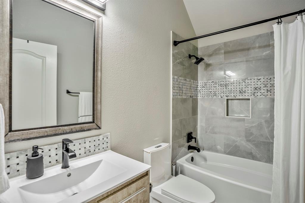 22606 Wixford Lane, Tomball, Texas image 34