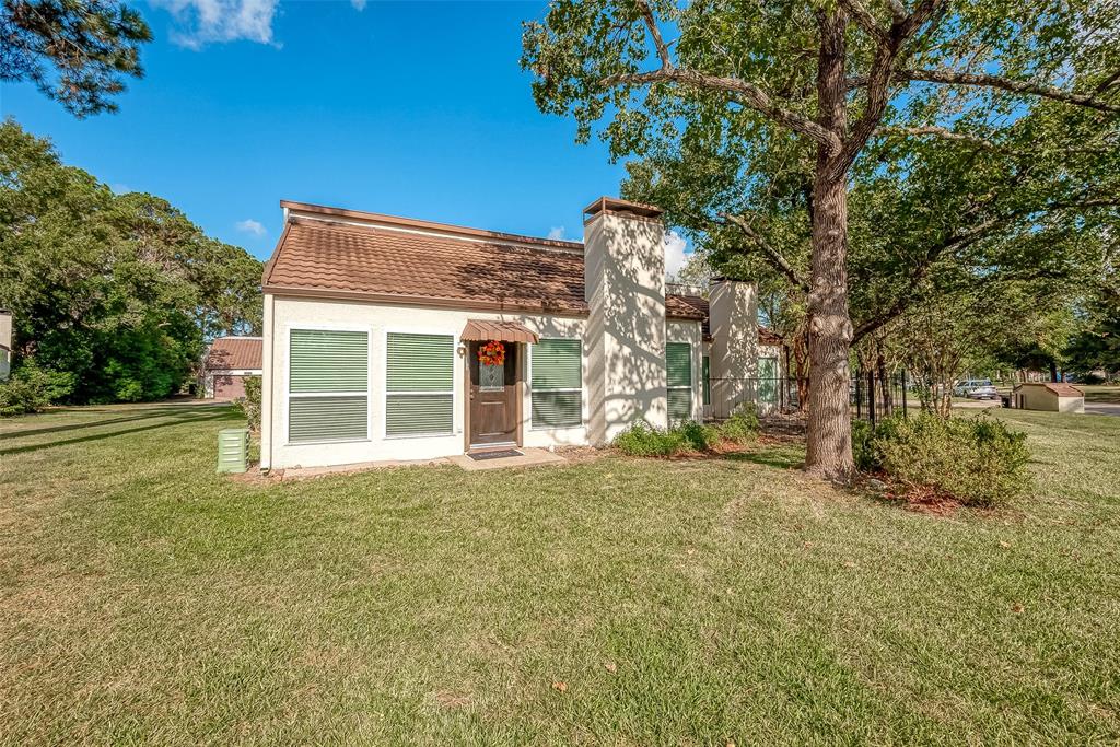 20313 Sunny Shores Drive #A, Humble, Texas image 2