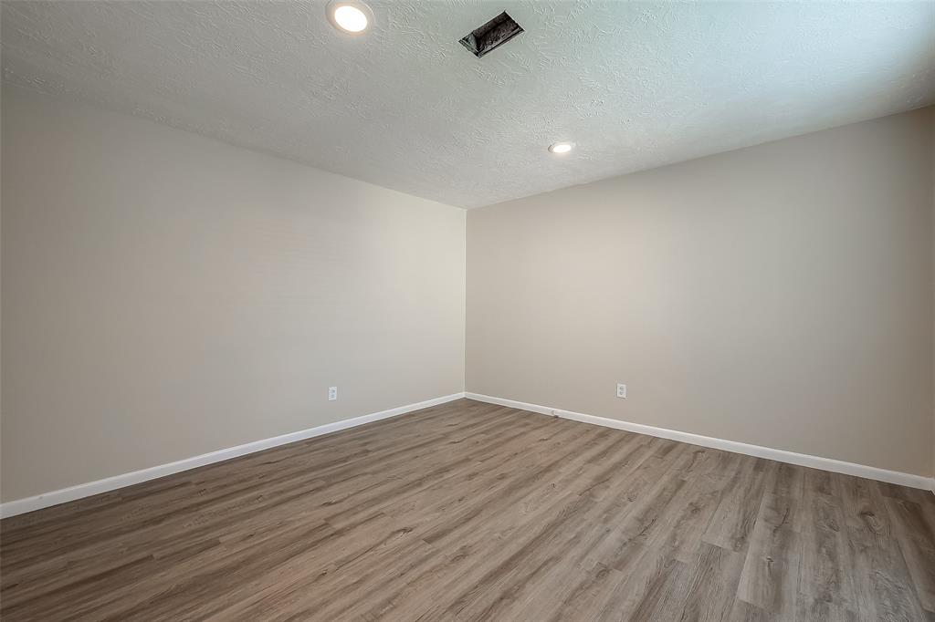 20313 Sunny Shores Drive #A, Humble, Texas image 35