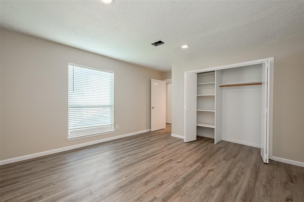 20313 Sunny Shores Drive #A, Humble, Texas image 34